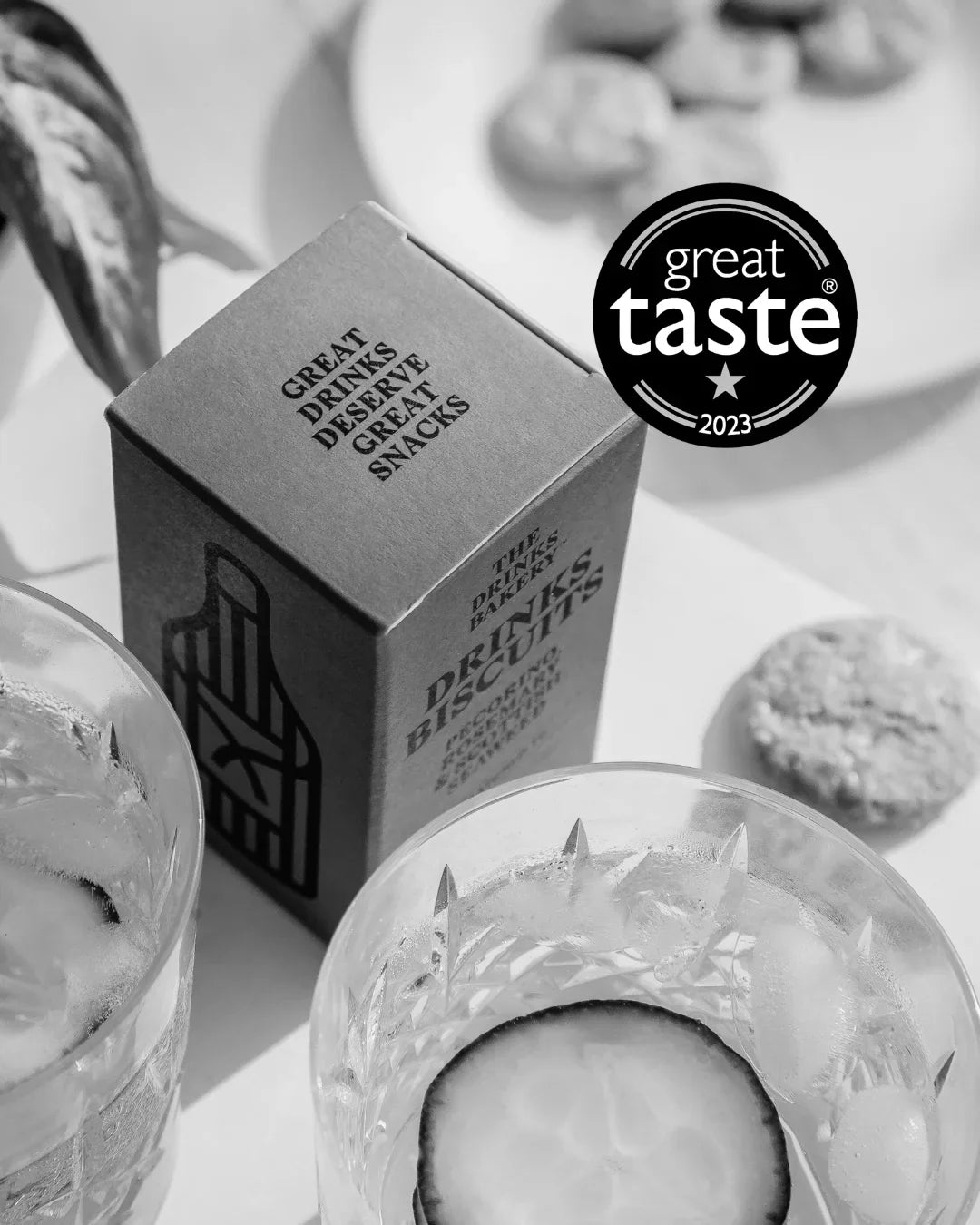 Pecorino Cheese & Rosemary Drinks Biscuits